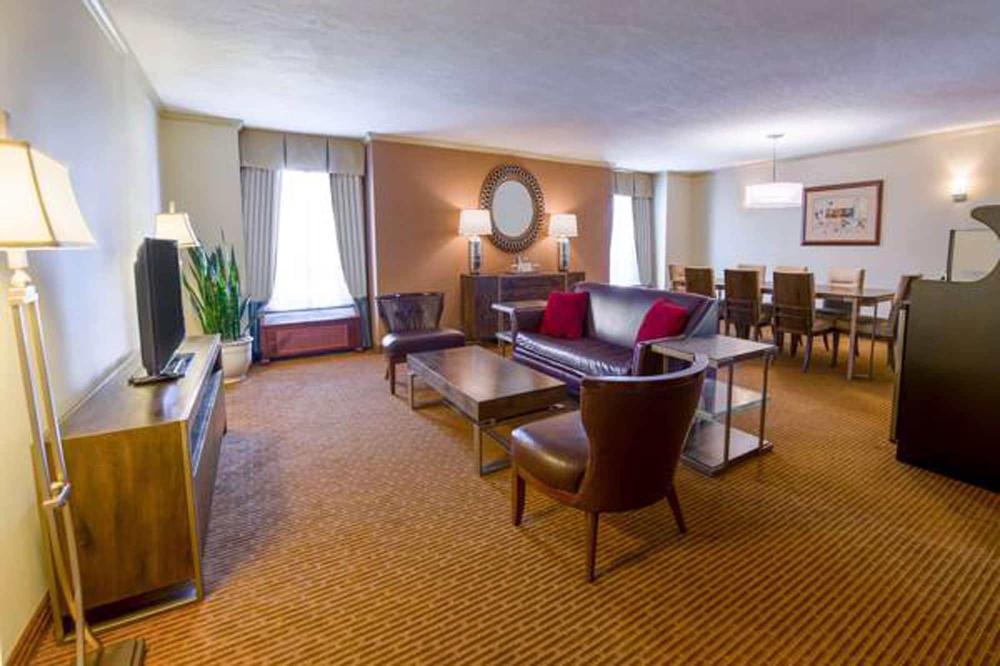 Hotel Doubletree By Hilton Philadelphia Airport Extérieur photo