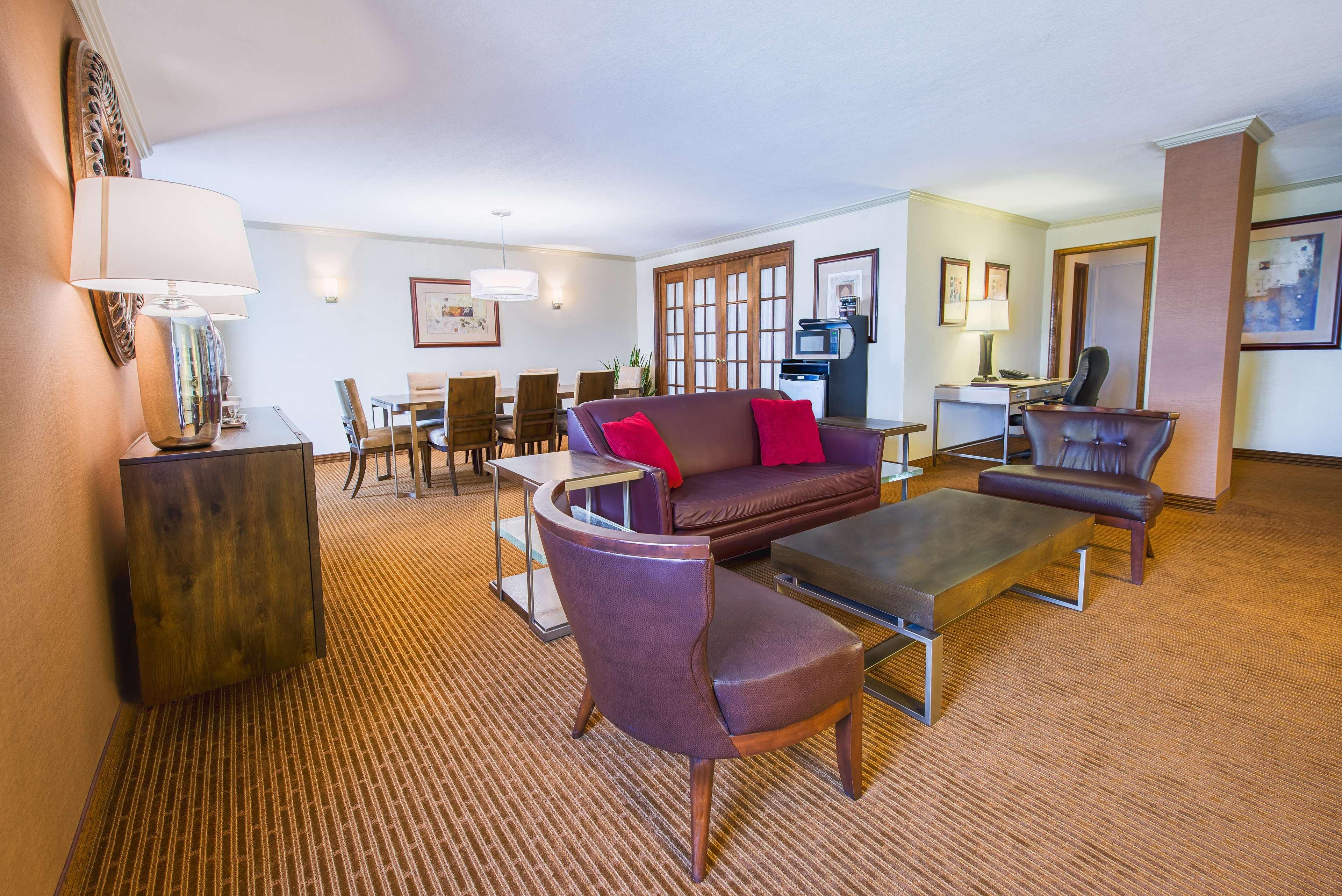 Hotel Doubletree By Hilton Philadelphia Airport Extérieur photo
